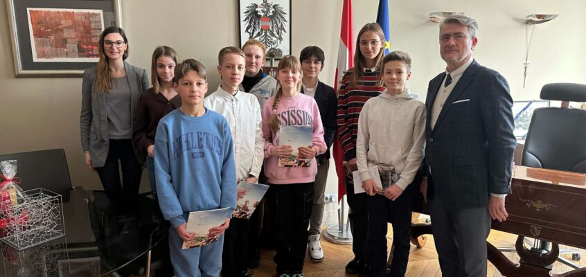 Wizyta uczniów w Konsulacie z Zespołu Szkolno-Przedszkolnego nr 9 we Wrocławiu